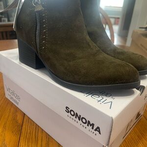 Sonoma Green Ankle Booties with Stacked Heel